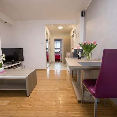 Apartment Krakowska Street *