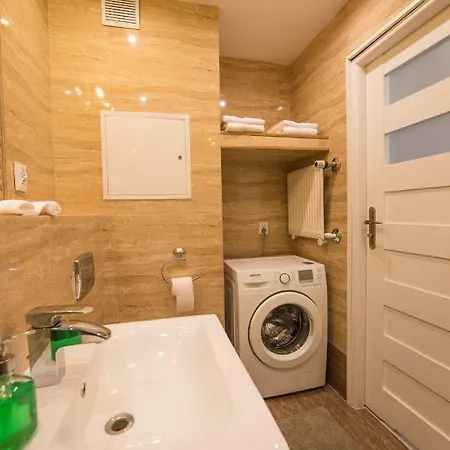 Krakowska Street Apartment